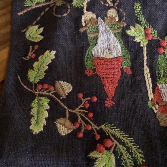 Pottery Barn Holiday Swinging Gnome Embroidered Cotton Gifting Wine Bag Cozy - Picture 3 of 14